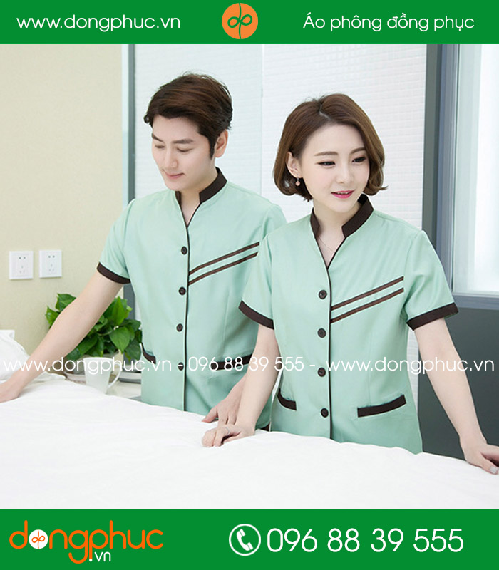 đồng phục vệ sinh màu xanh nhạt cổ nâu